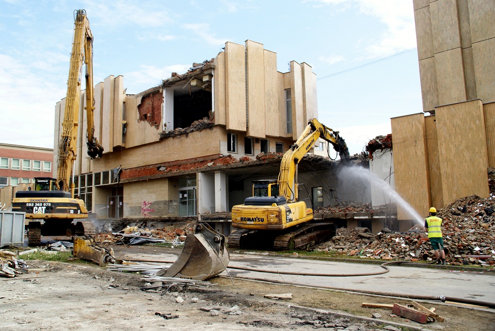 Demolice staré budovy | Foto: David Povolný