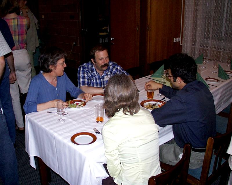 photo_dinner_16.jpg