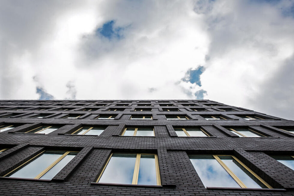 The building of the faculty along with the sky